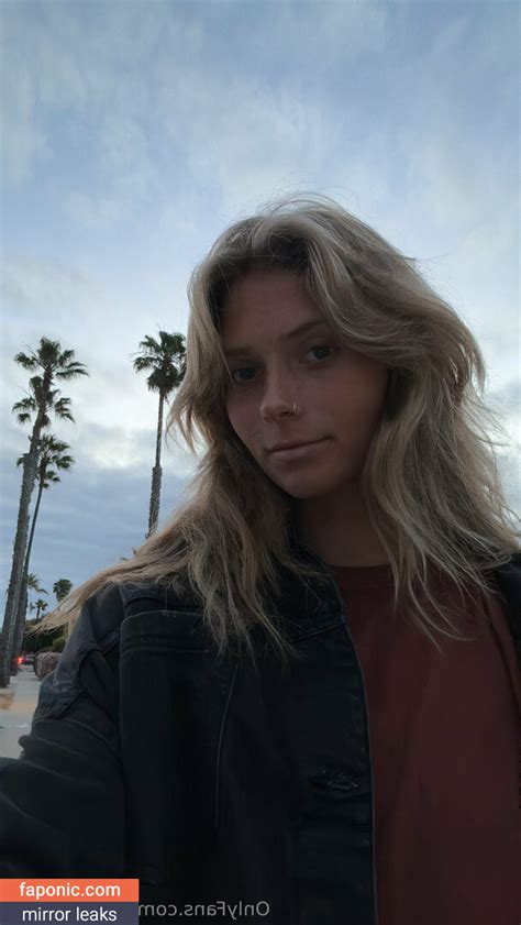 Abigail Martin Nude Onlyfans Leaks Photo 4841003 Fapopedia Abigail Martin Nude Onlyfans Leaks Photo 4841003 Fapopedia