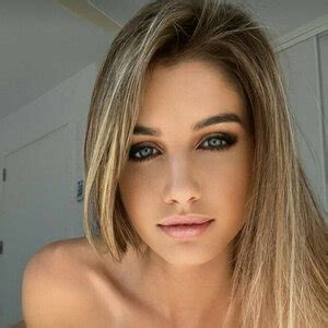 Alinaxlova Leaks