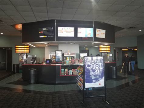 AMC Classic Illinois Centre 8 Movie Theater