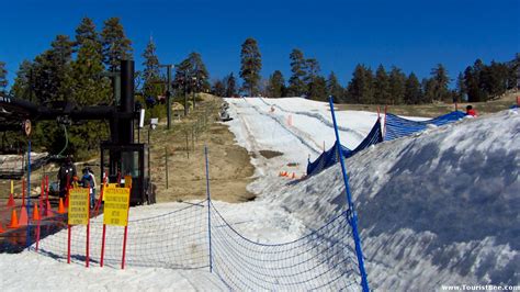 Big Bear California The Snow Play Area At Snow Valley Resort Big Bear California The Snow Play Area At Snow Valley Resort