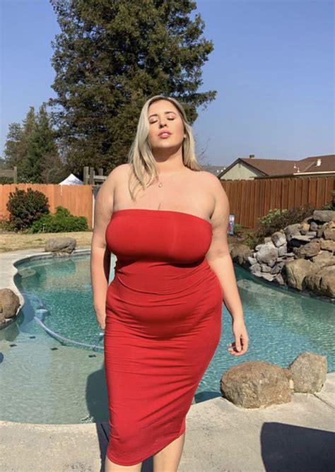 Chubby Milf Nude