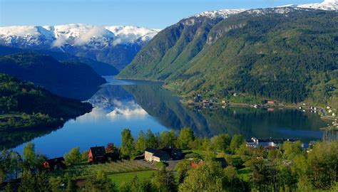 Hardangerfjord The Queen Of The Fjords Visitbergen Com Hardangerfjord The Queen Of The Fjords Visitbergen Com