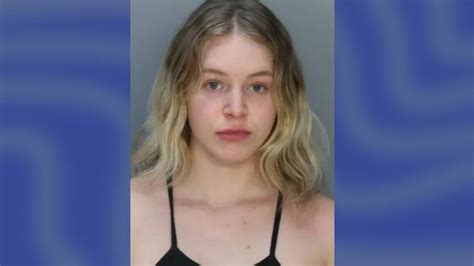 Onlyfans Model Courtney Clenney Extradited To Florida Jailed On 2Nd Onlyfans Model Courtney Clenney Extradited To Florida Jailed On 2Nd