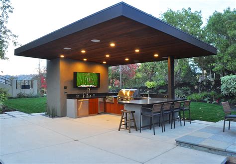 Outdoor Kitchen Designs