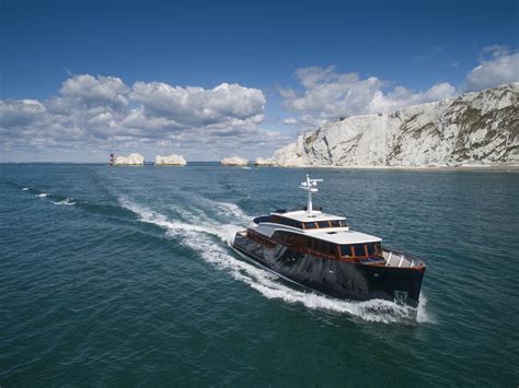 Spirit Yachts Unveils Flagship P70 Modern Classic Motor Yacht Spirit Yachts Unveils Flagship P70 Modern Classic Motor Yacht